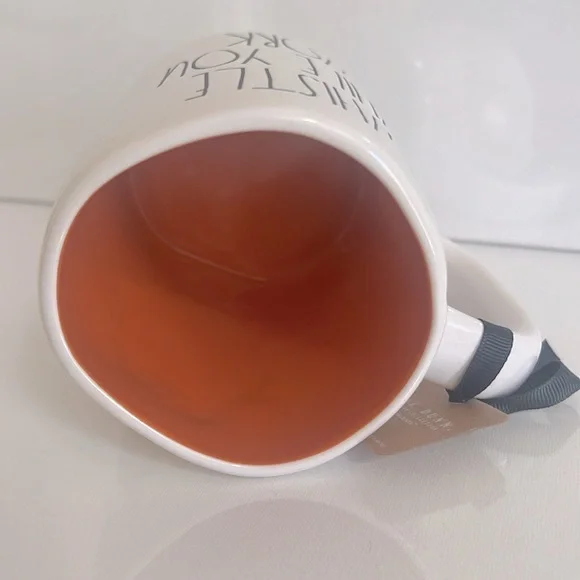 NWT Rae Dunn Disney Seven Dwarfs Whistle While You Work Collectible Mug - Picture 5 of 7